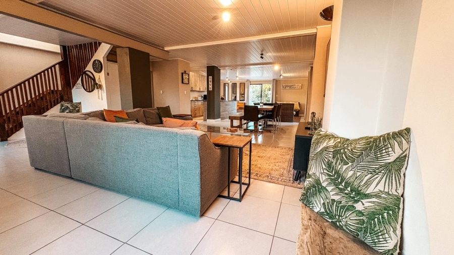 3 Bedroom Property for Sale in Kleinkrantz Western Cape